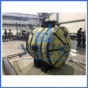 Бак с теплоизоляцией минеральной ватой и оцинкованной сталью